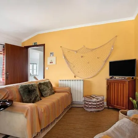 アパート Porto Dinheiro Ii *