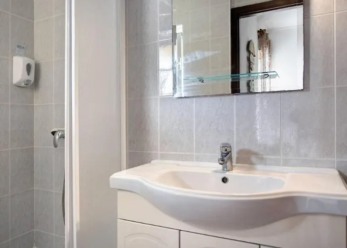 Porto Dinheiro Ii Ribamar (Lourinha)